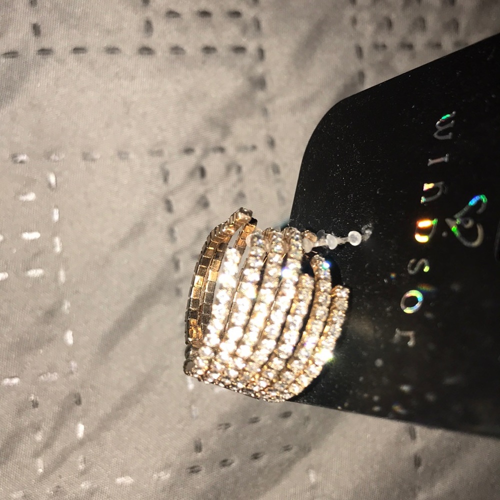 Windsor ring - Picture 2 of 2